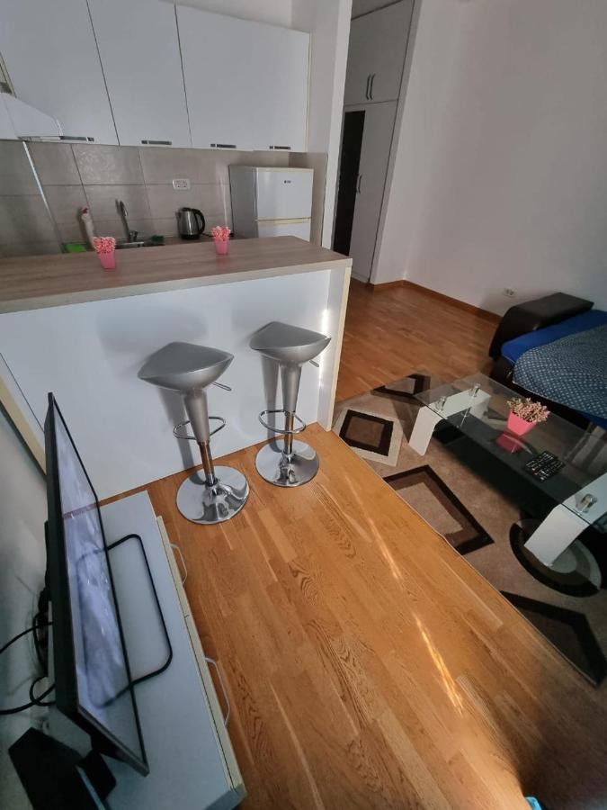 Adrianna Apartment City Kvart Подгориця Екстер'єр фото
