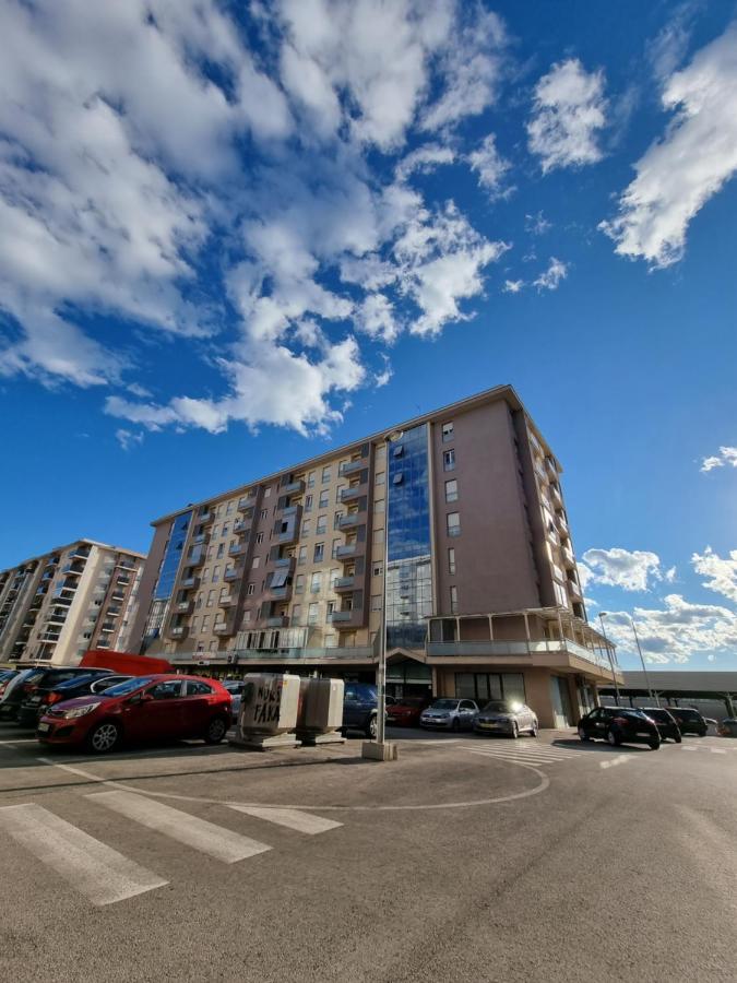 Adrianna Apartment City Kvart Подгориця Екстер'єр фото